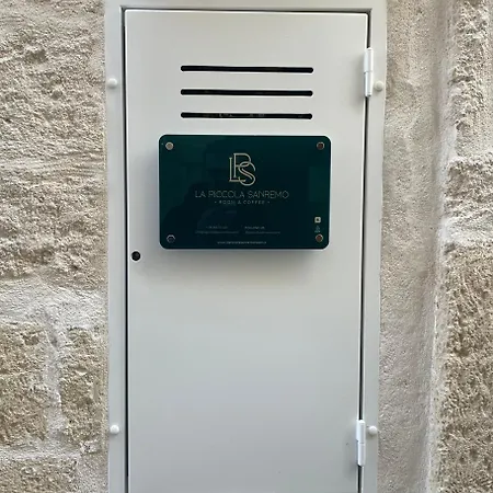 La Piccola Sanremo - Room & Coffee - Monopoli Exterior photo